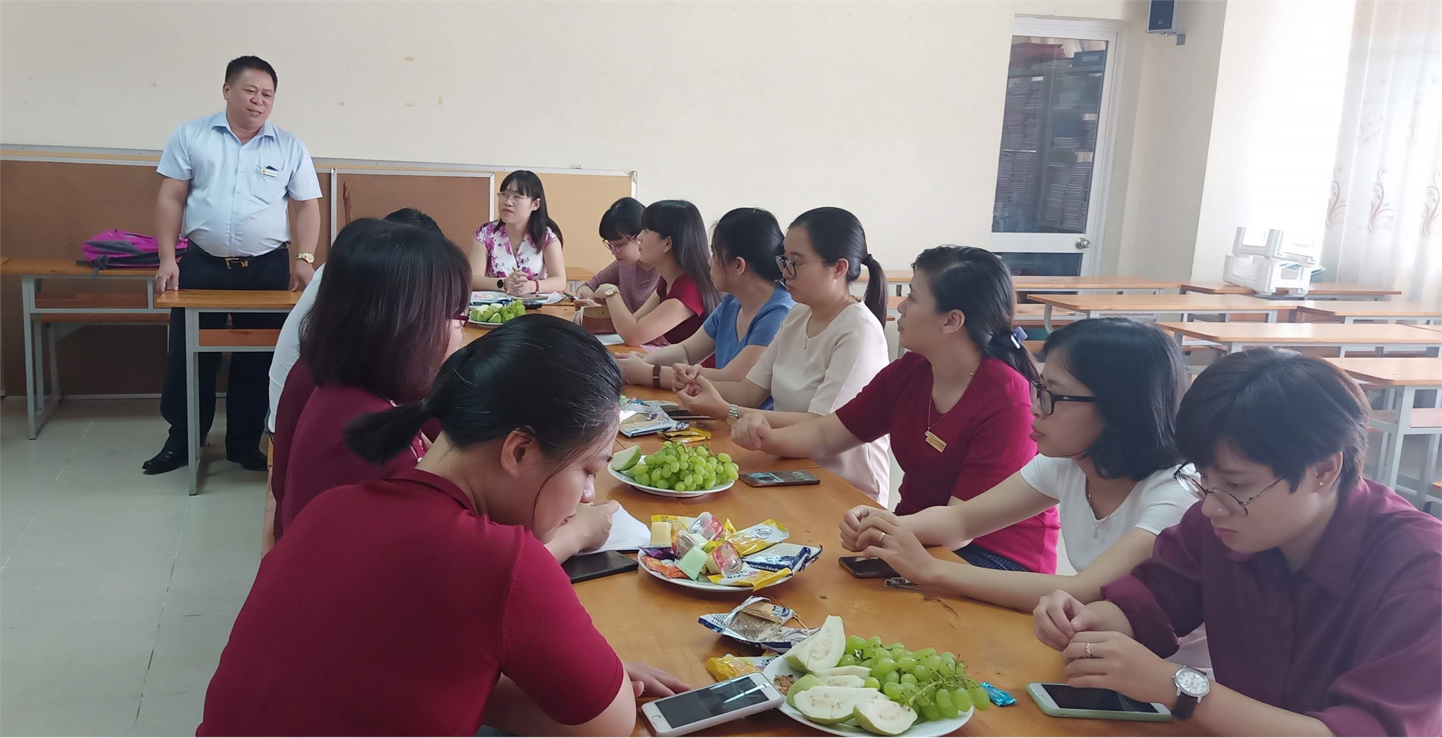Tổ nữ công Du Lịch – Việt Nhật – Đào tạo thường xuyên họp bình xét nữ công năm 2019