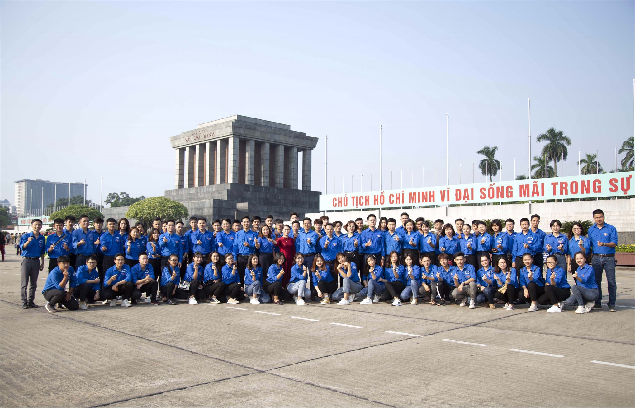 Liên chi đoàn TT Việt Nhật tham gia chương trình Lễ báo công do Đoàn thanh niên - Hội sinh viên tổ chức