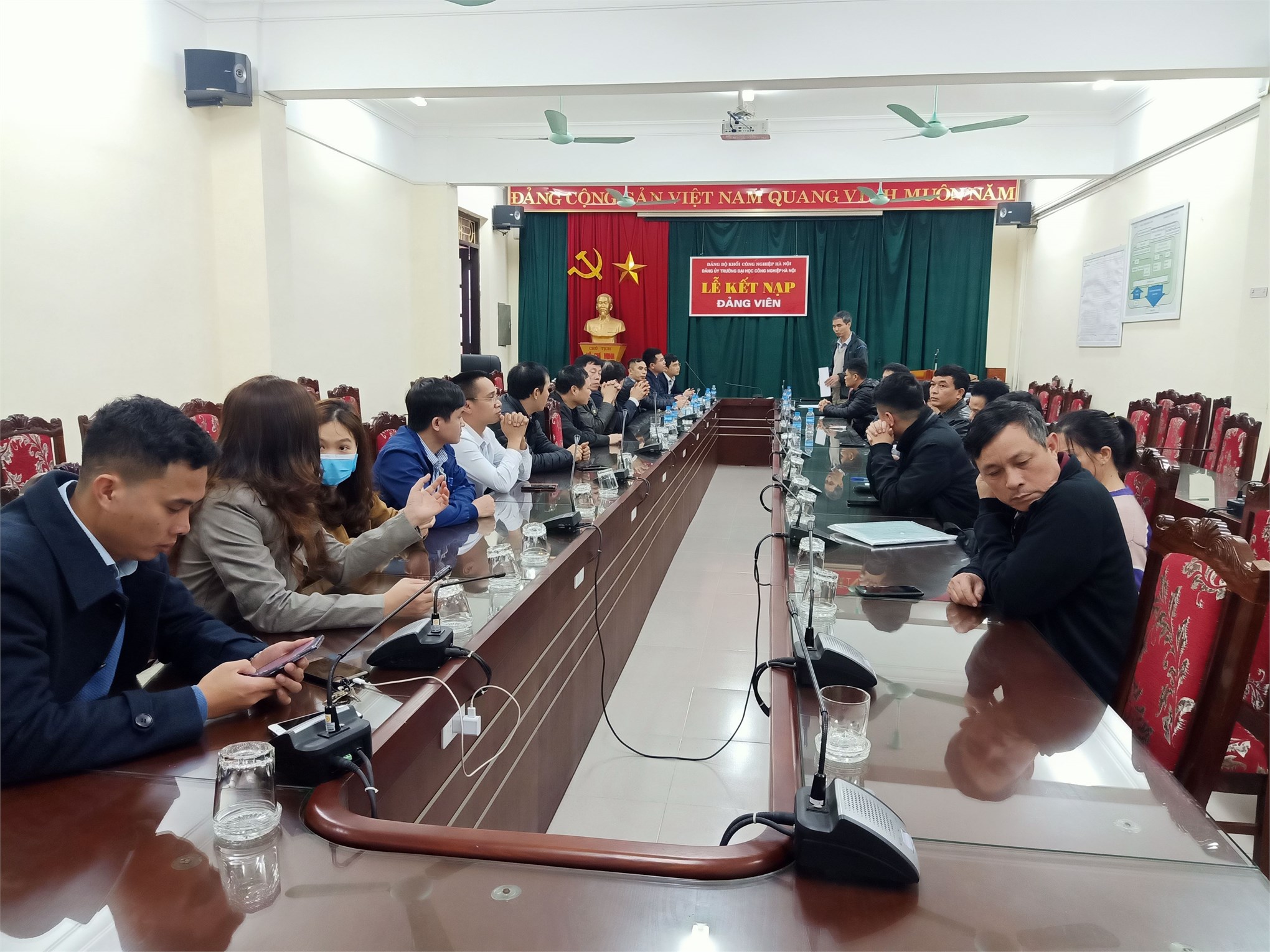 Trung tâm Việt Nhật tổ chức họp lấy phiếu tín nhiệm đối với cá nhân đề nghị xét tặng danh hiệu NGUT năm 2020