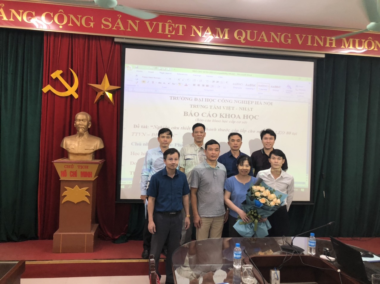 Trung tâm Việt Nhật nghiệm thu báo cáo khoa học cấp đơn vị