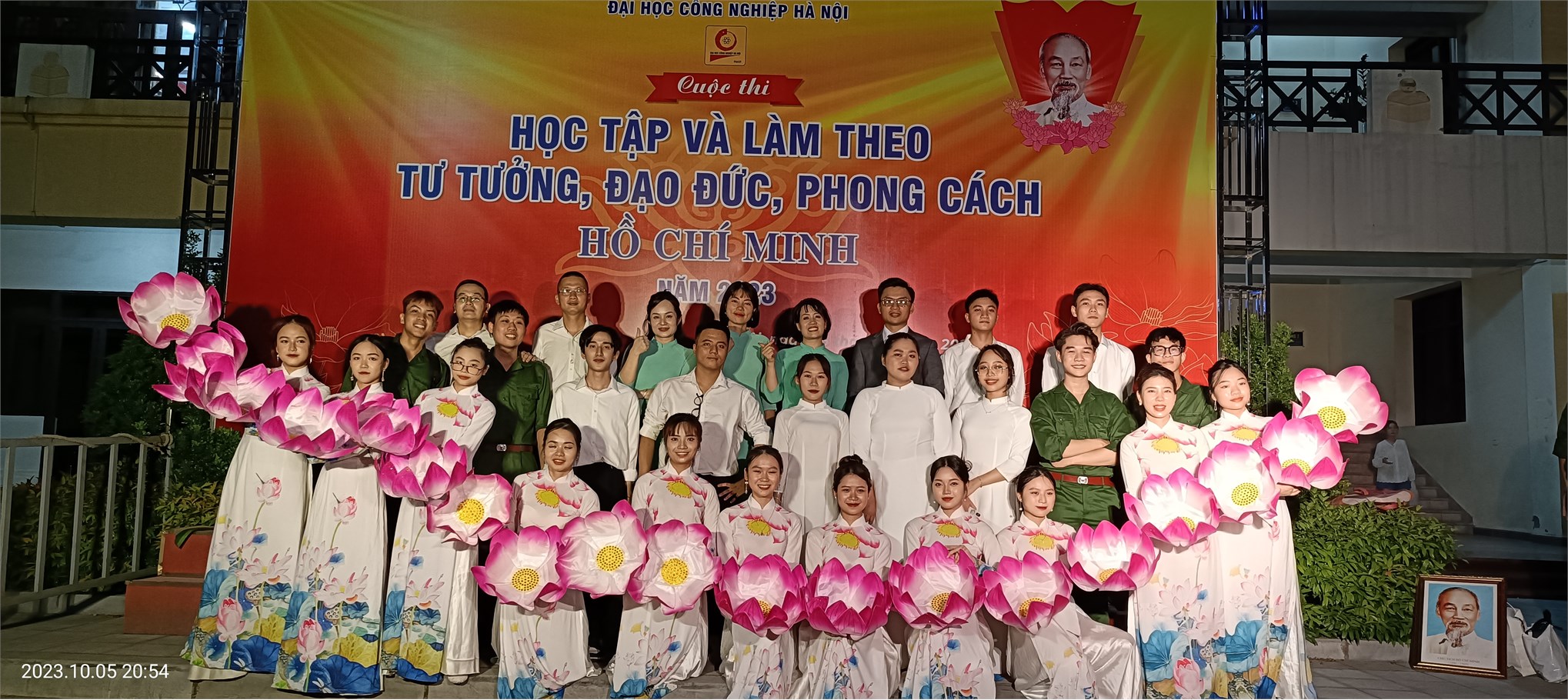 Liên chi bộ: TT Việt Nhật - Khoa Lý luận chính trị - Phòng thanh tra - Trung tâm hỗ trợ sinh viên giành giải Nhì toàn đoàn tại cuộc thi Học tập và làm theo tư tưởng, đạo đức, phong cách Hồ Chí Minh năm 2023