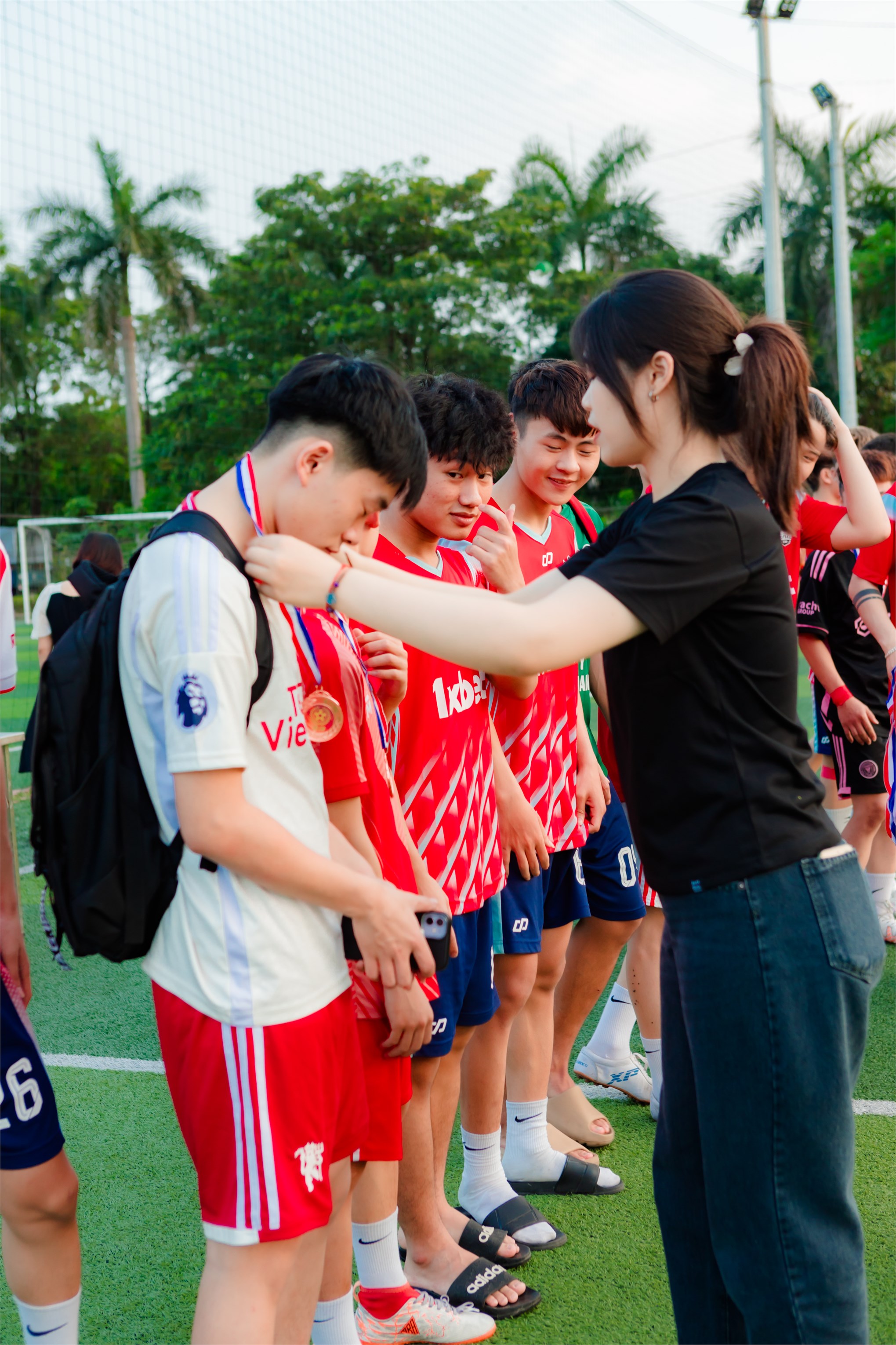 Chung kết và trao giải bóng đá nam sinh viên TT Việt Nhật