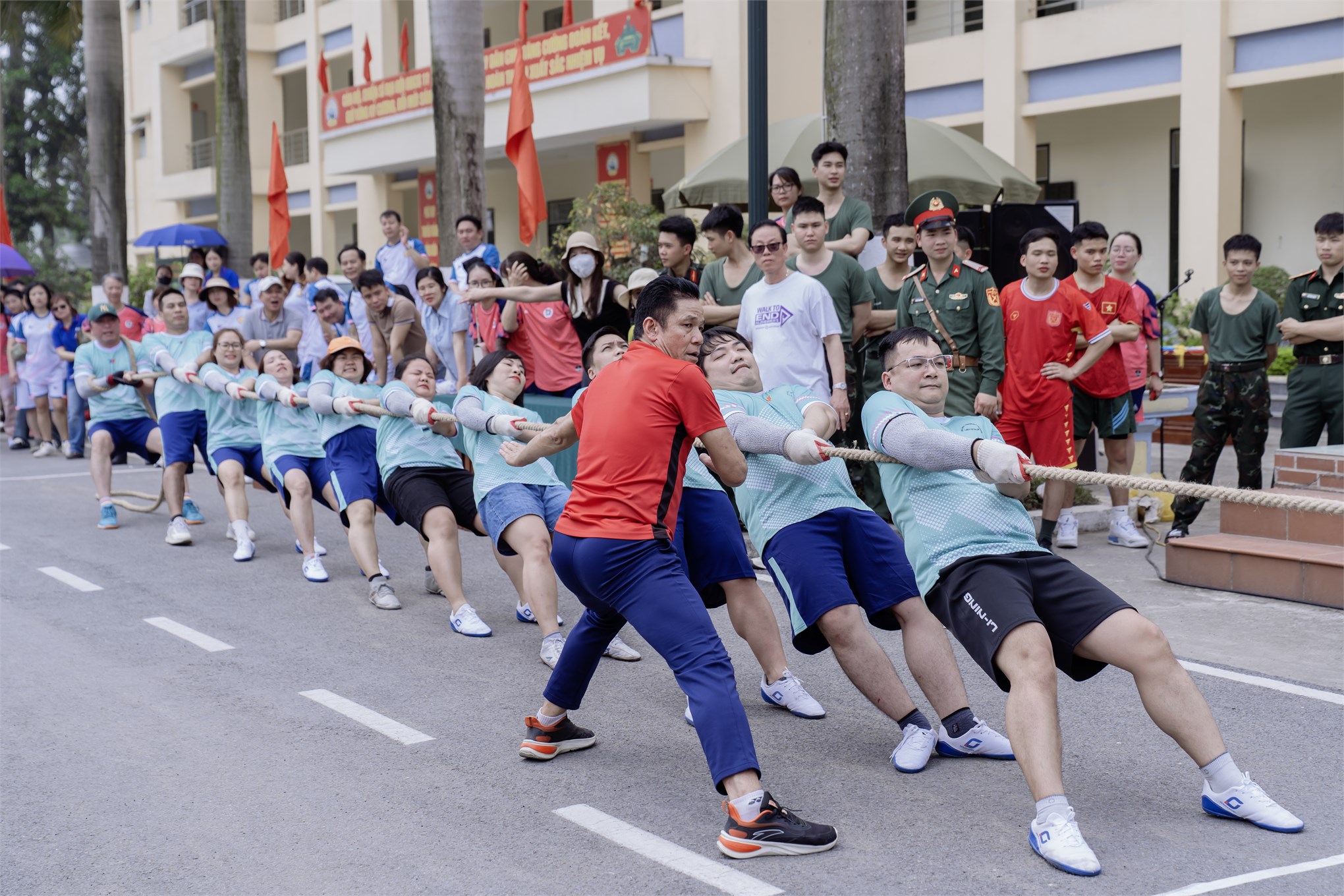 Liên quân 6 giành giải ba toàn đoàn trong Hội thao thể dục thể thao viên chức, người lao động HaUI 2025