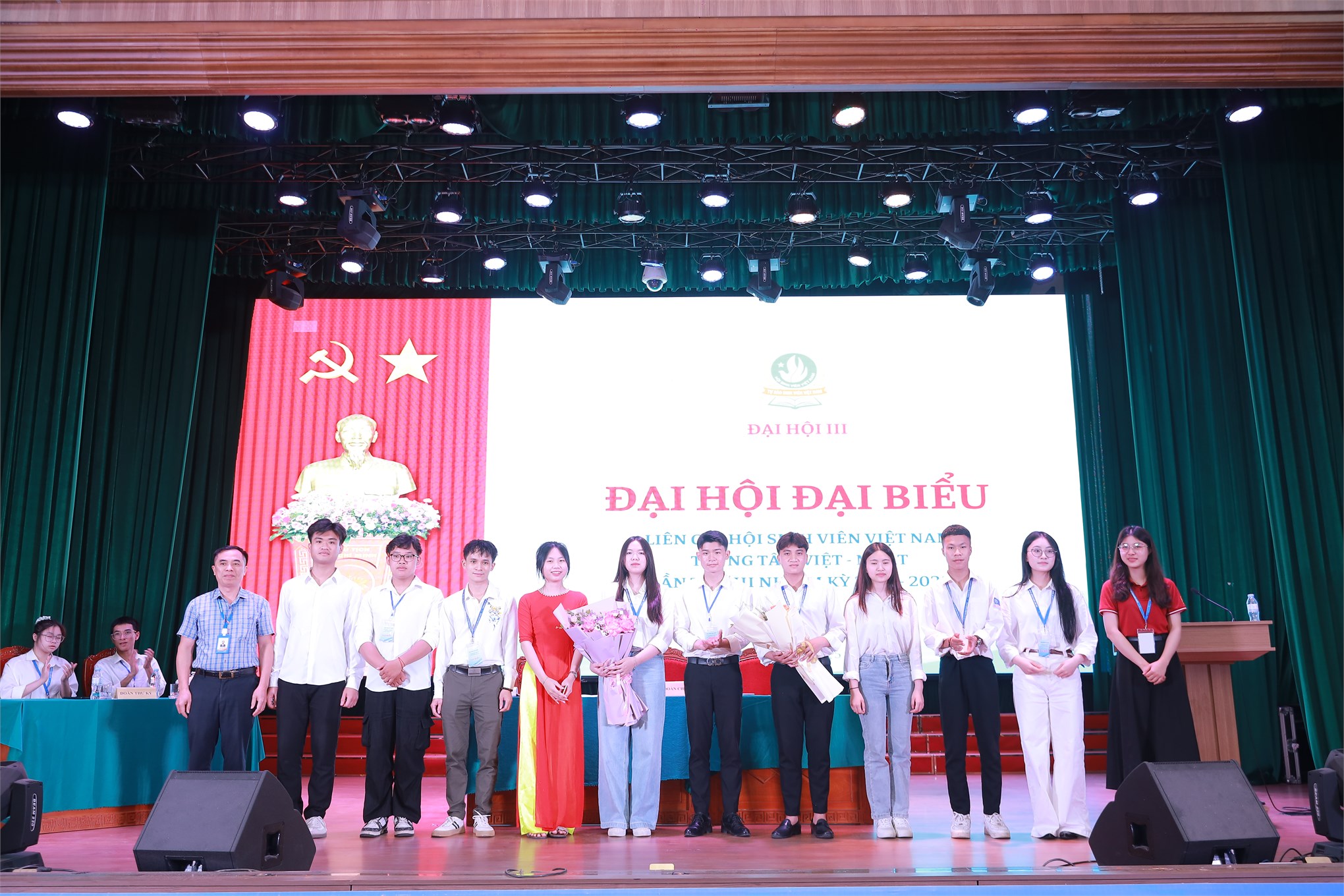 ĐẠI HỘI ĐẠI BIỂU LIÊN CHI HỘI SINH VIÊN TRUNG TÂM VIỆT – NHẬT LẦN THỨ III, NHIỆM KỲ 2025 - 2028 DIỄN RA THÀNH CÔNG TỐT ĐẸP