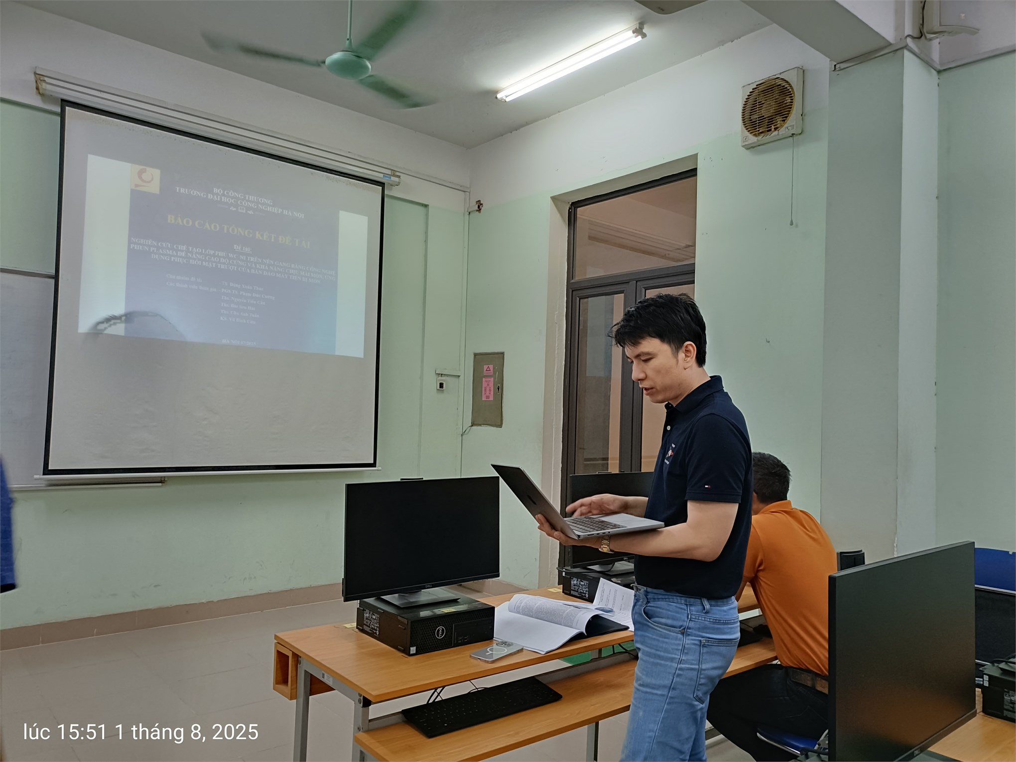 Nghiệm thu đề tài nghiên cứu khoa học cấp đơn vị: `Nghiên cứu chế tạo lớp phủ WC – NI trên nền gang bằng công nghệ phun Plasma để nâng cao độ cứng và khả năng chịu mài mòn, ứng dụng phục hồi mặt trượt của bàn dao máy tiện bị mòn`