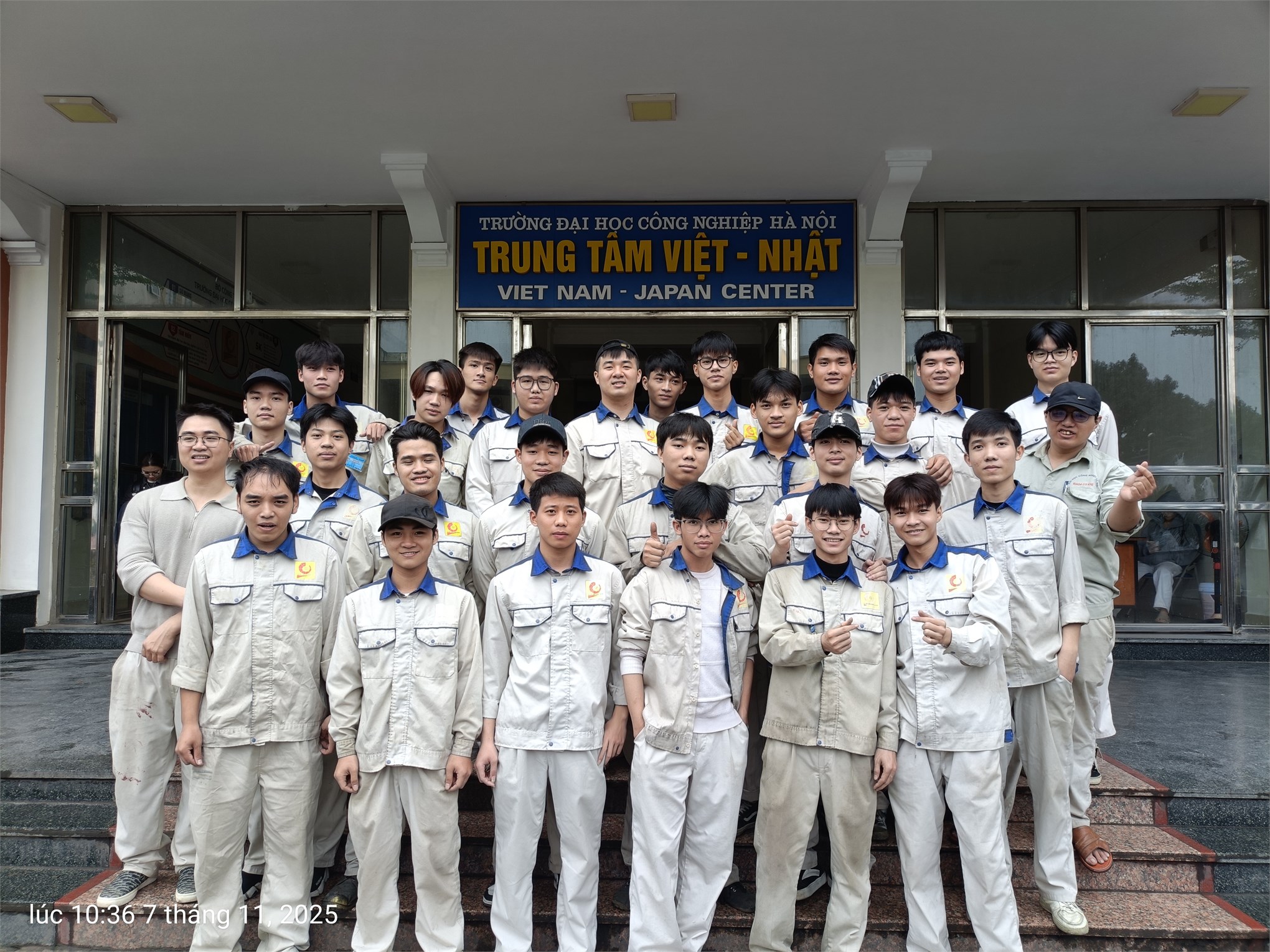 Sinh viên khóa 25 Trung tâm Việt – Nhật tự tin bước vào kỳ thi tốt nghiệp năm 2025