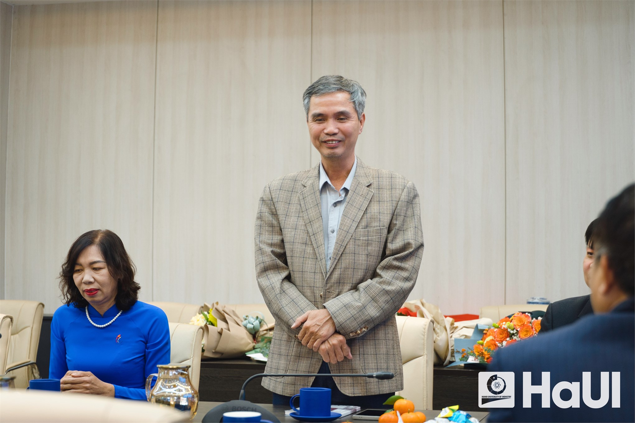 Tri ân thầy Nguyễn Xuân Chung – Người thầy của sự tận tâm và cống hiến