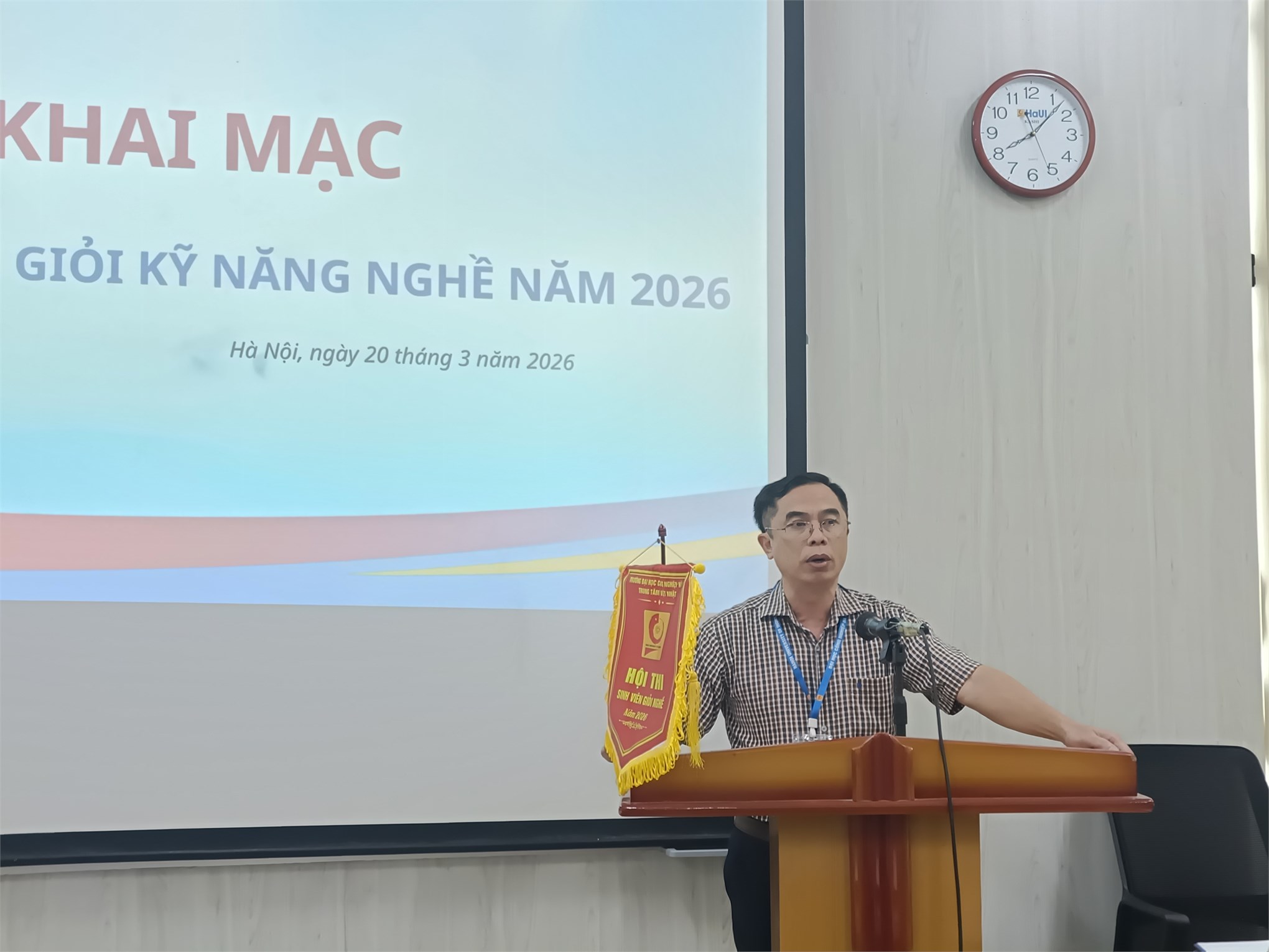 Khai mạc Hội thi “Sinh viên giỏi kỹ năng nghề 2026” tại Trung tâm Việt – Nhật