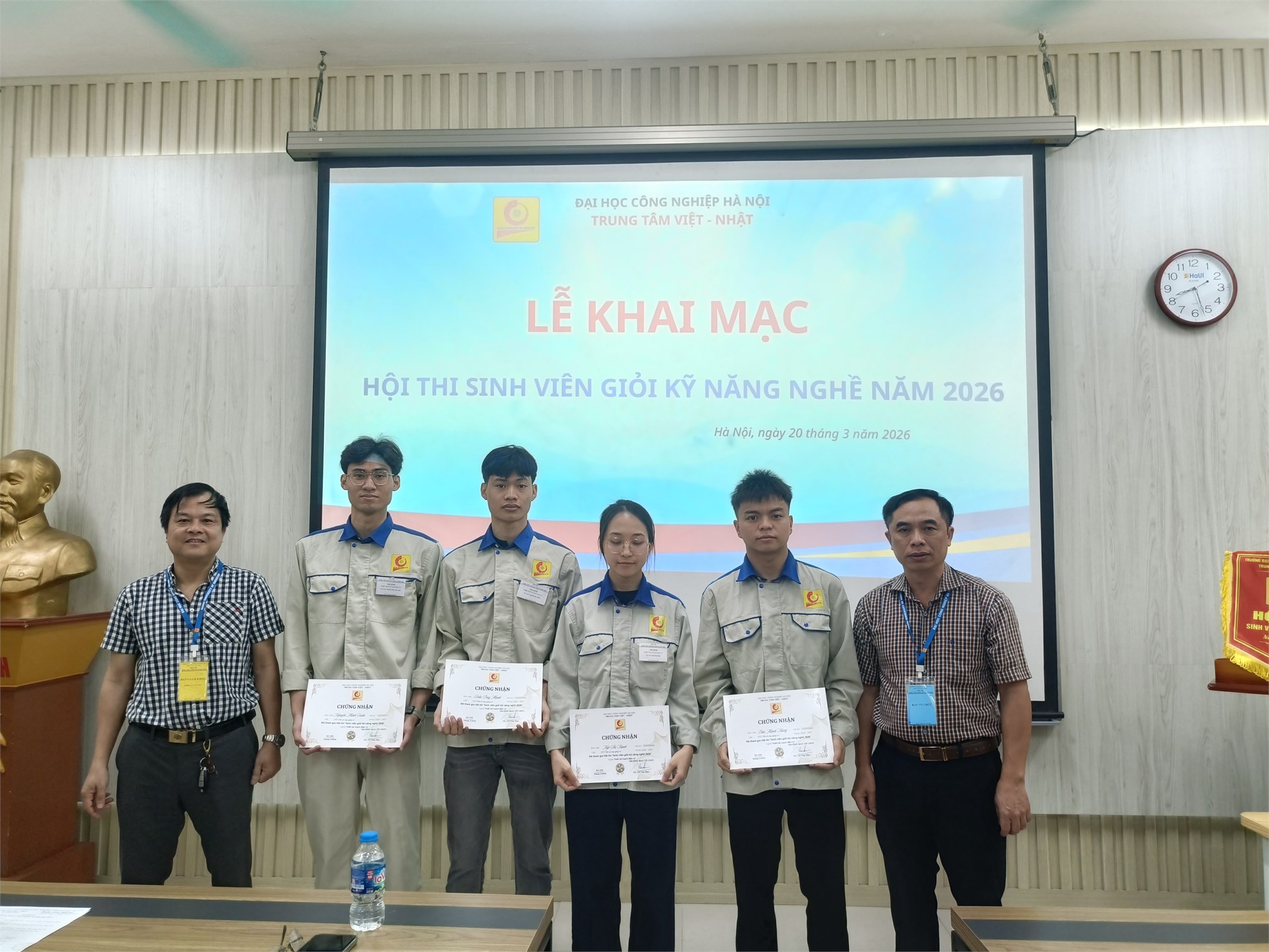 Khai mạc Hội thi “Sinh viên giỏi kỹ năng nghề 2026” tại Trung tâm Việt – Nhật