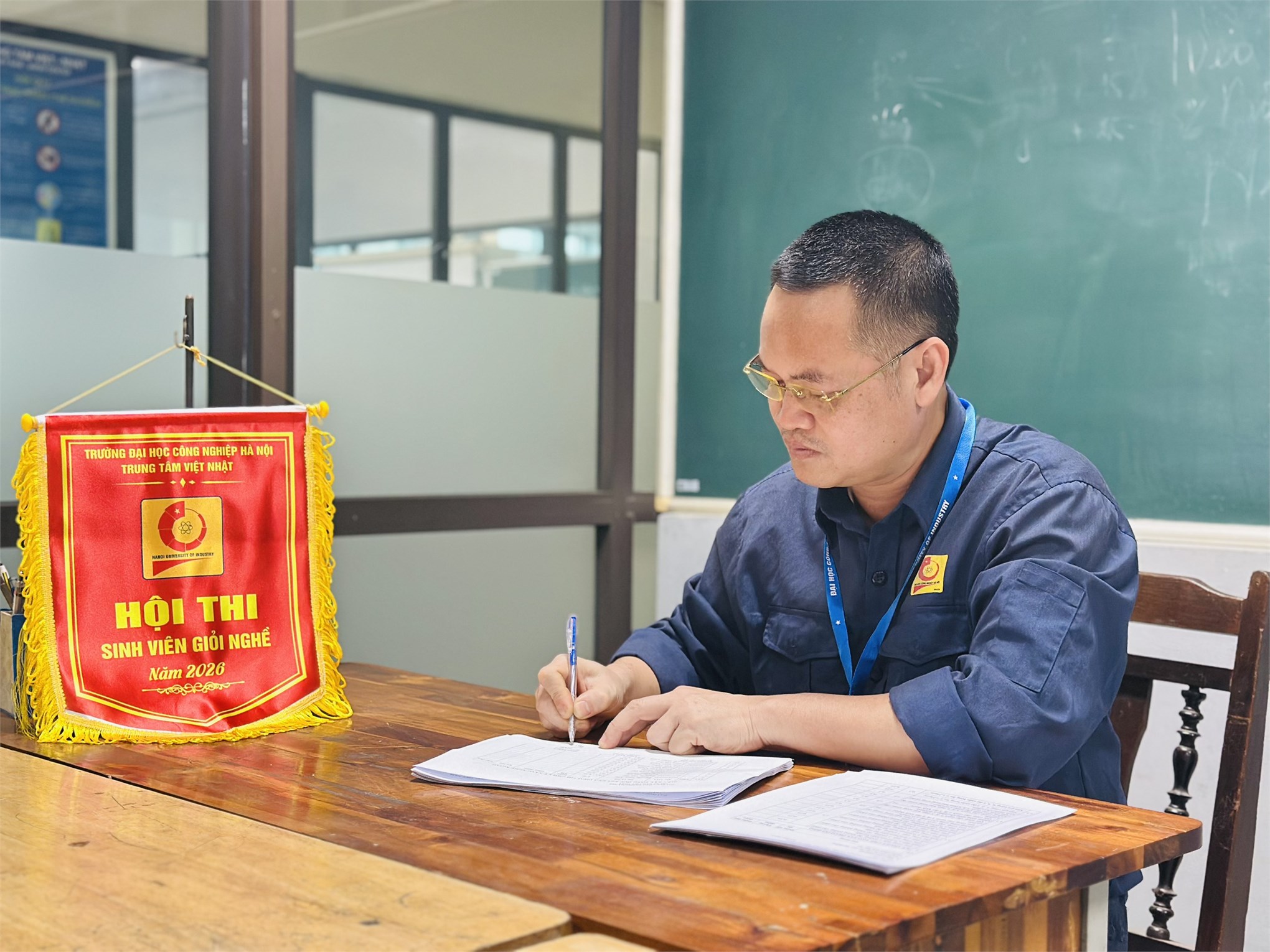 Khai mạc Hội thi “Sinh viên giỏi kỹ năng nghề 2026” tại Trung tâm Việt – Nhật